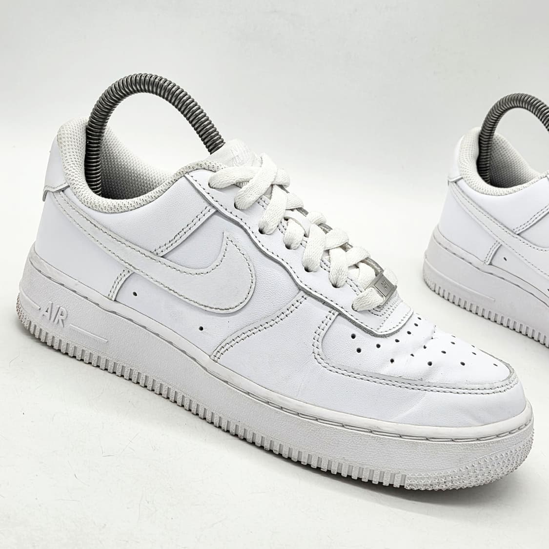 나이키 에어포스 1 '07 로우 화이트 (240) 상품이미지5