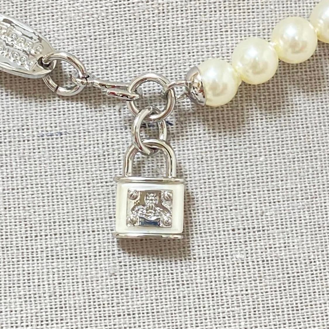 비비안웨스트우드 아카이브 orb자물쇠 진주 펄 초커(새상품) 상품이미지2