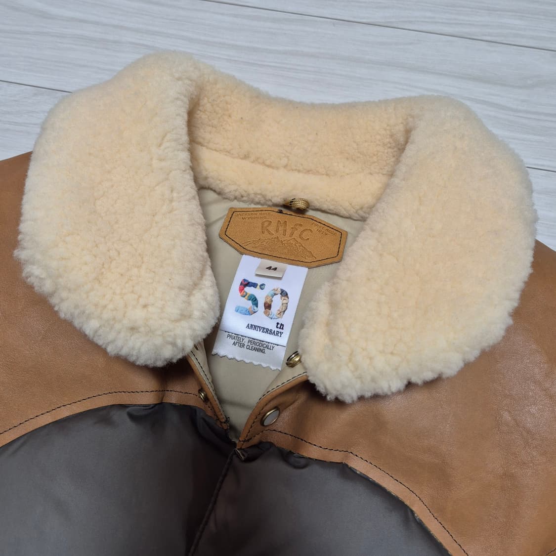 록키마운틴페더베드 크리스티자켓 올리브 44판매 상품이미지3