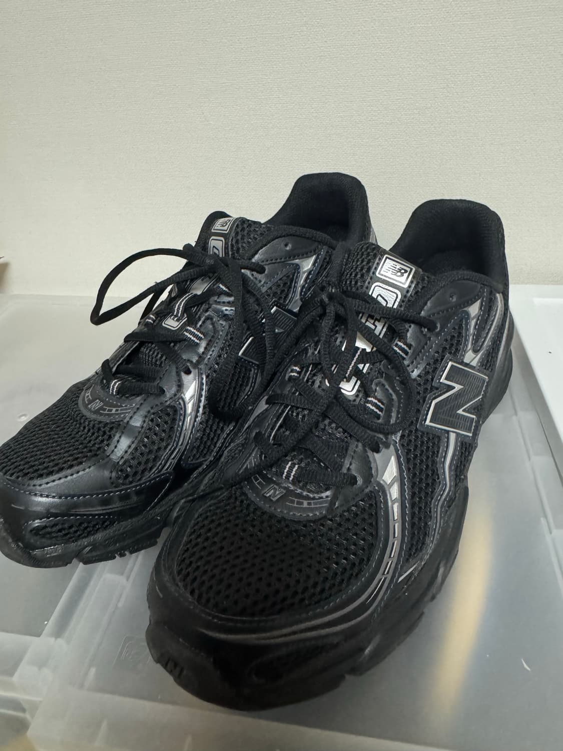 뉴발란스 740 상품이미지1