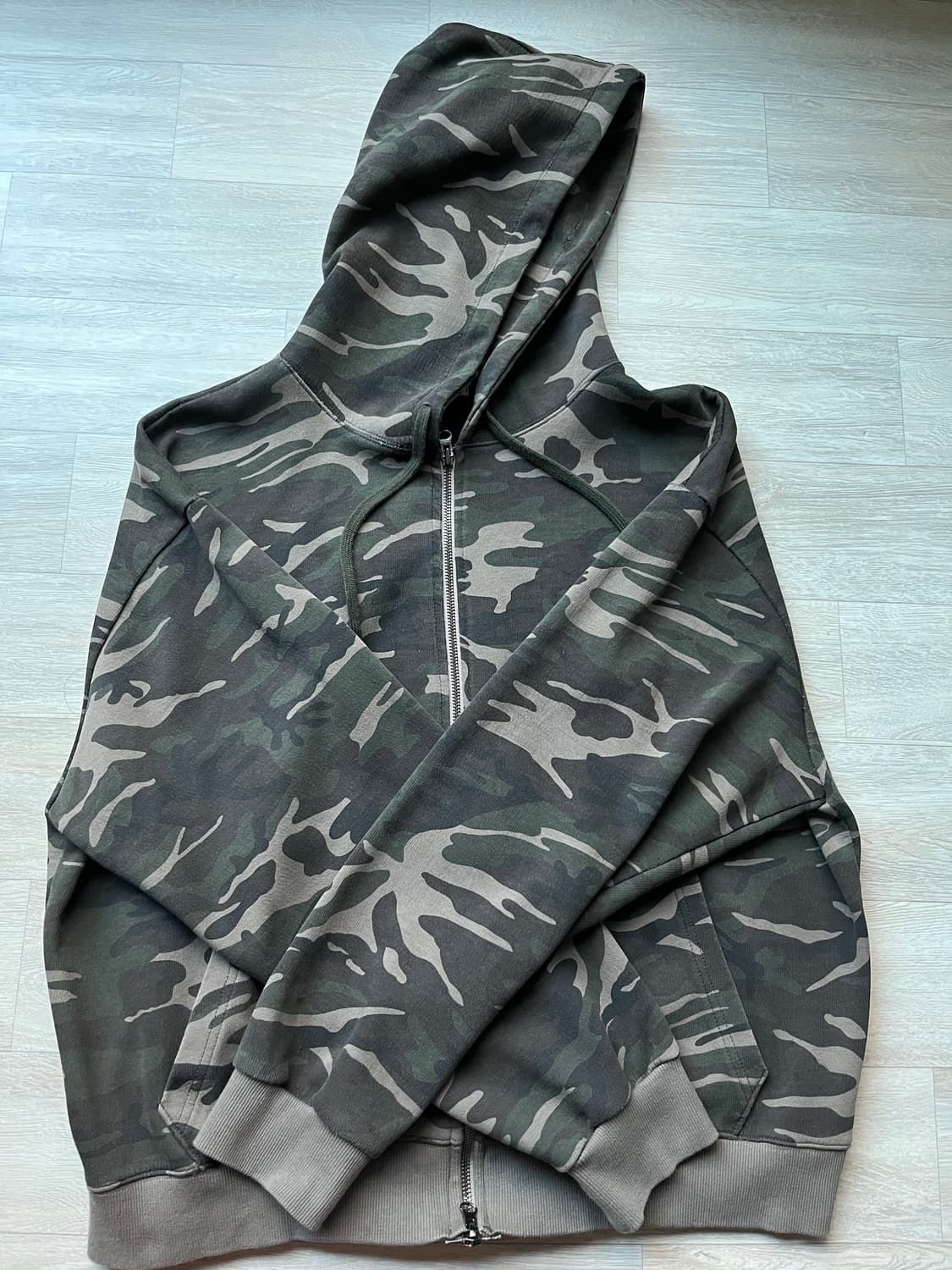 크롭 키모 후드 집업 상품이미지1