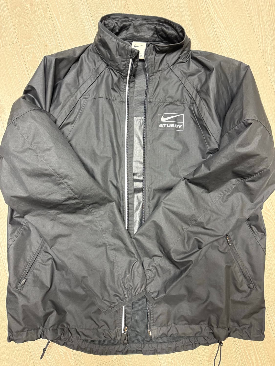 스투시 나이키 스톰핏 자켓 상품이미지2