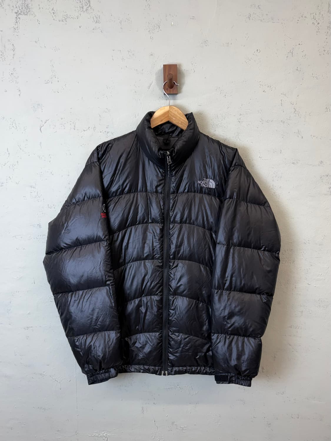 노스페이스 빈티지 써밋시리즈 아콘카구아 패딩 블랙 상품이미지1