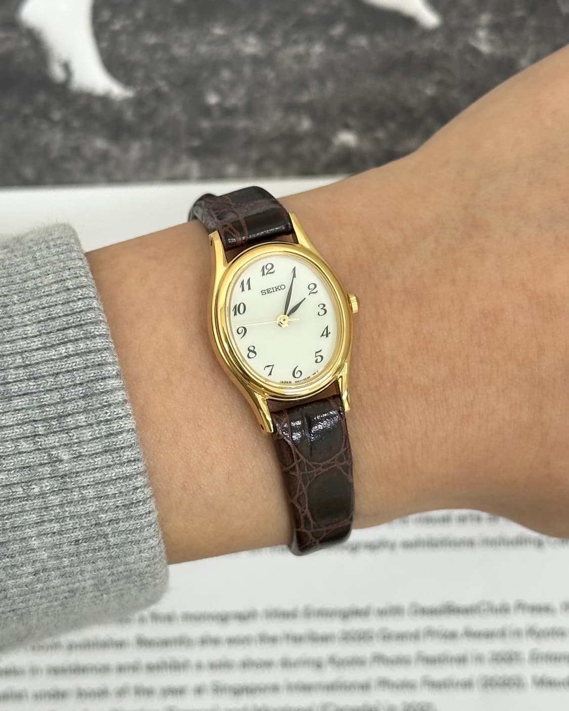 세이코 골드 오벌 쿼츠 시계 상품이미지9