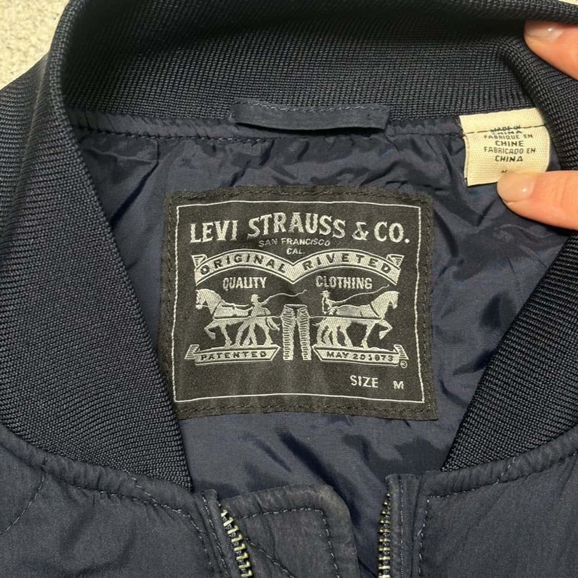 LEVIS 퀄팅 봄버 자켓 네이비 M 상품이미지4