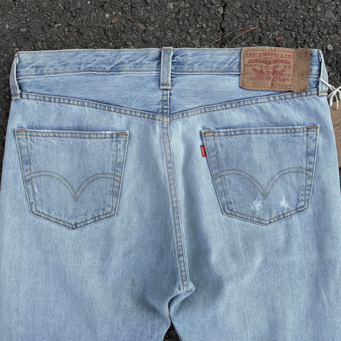 리바이스 501 스트레이트 레그 연청 데님 (34)   상품이미지3