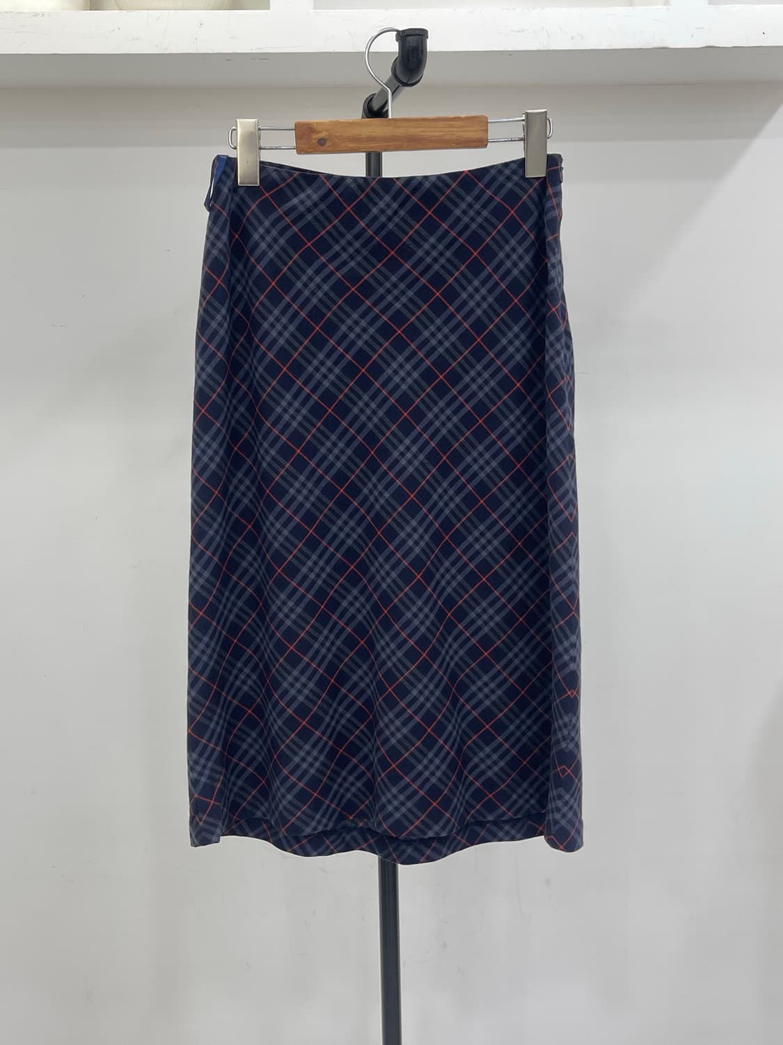 버버리 체크 스커트  상품이미지1