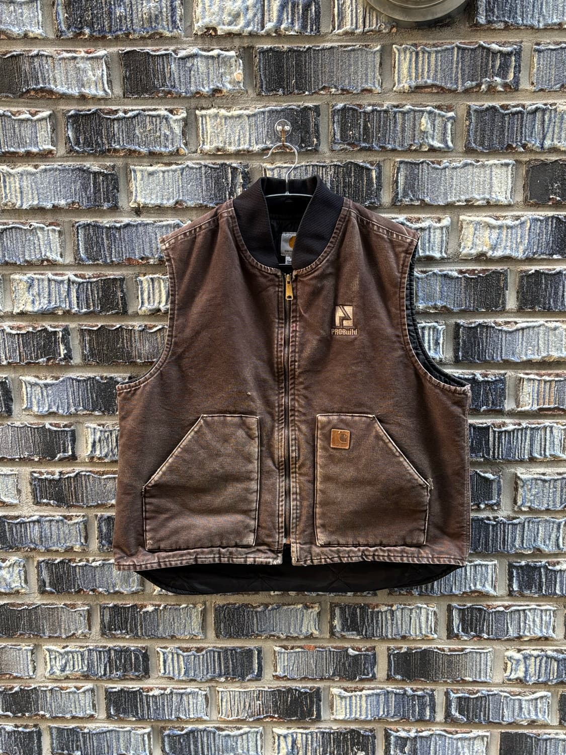 칼하트 v02 샌드스톤 덕 베스트 상품이미지1