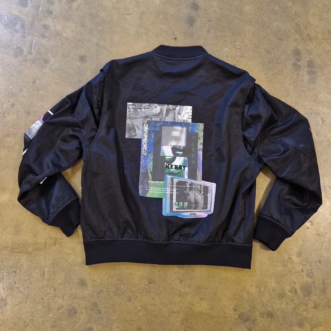 널디 NERDY 그래픽 MA-1 항공 봄버 자켓 상품이미지1