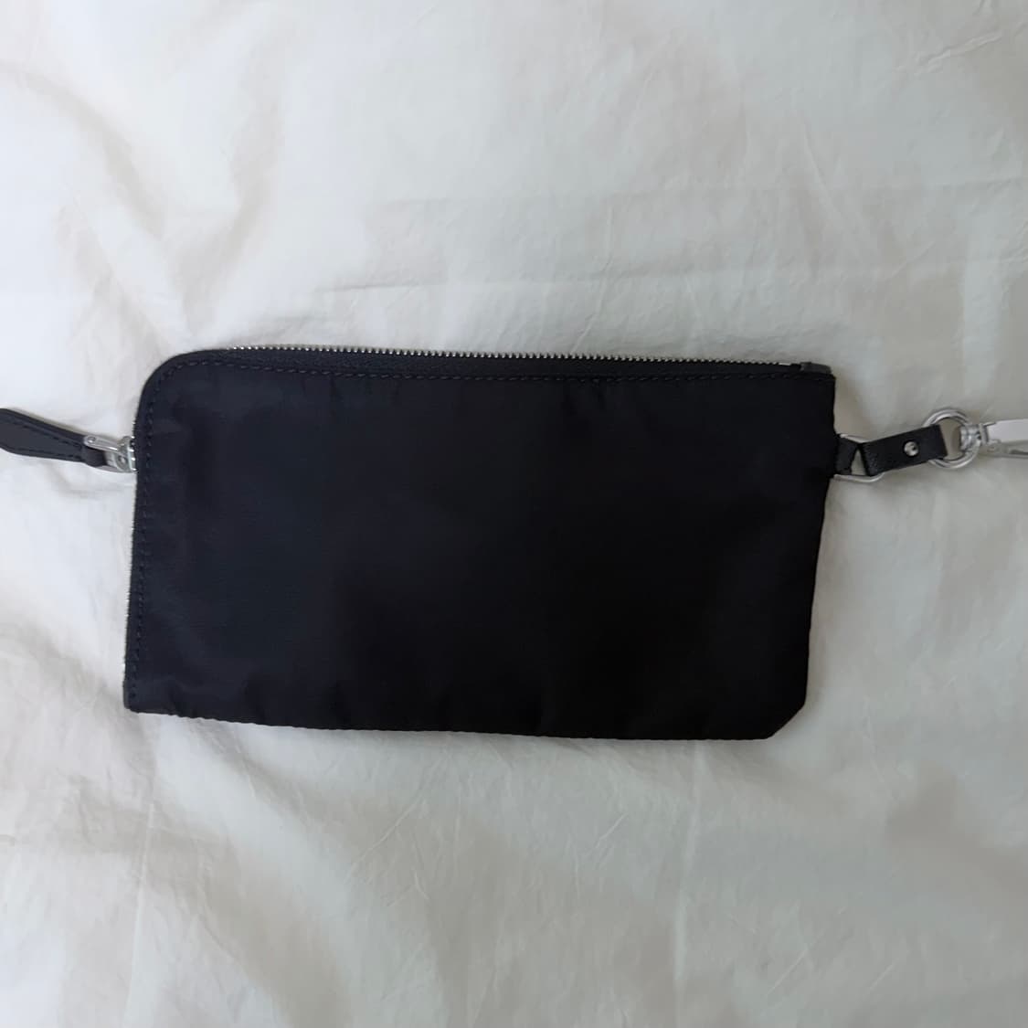 프라다 리나일론 백팩 파우치만 (비매품) 상품이미지2