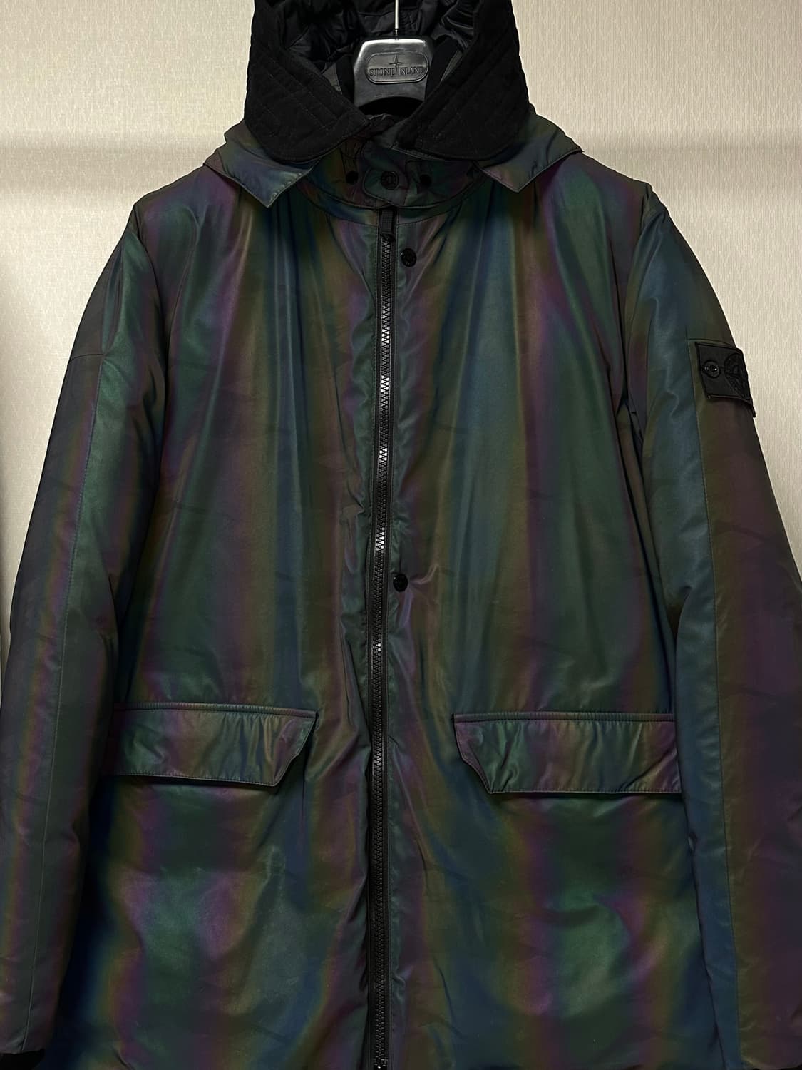 스톤아일랜드 쉐도우프로젝트 스카라베오 패딩 L(105) 상품이미지1