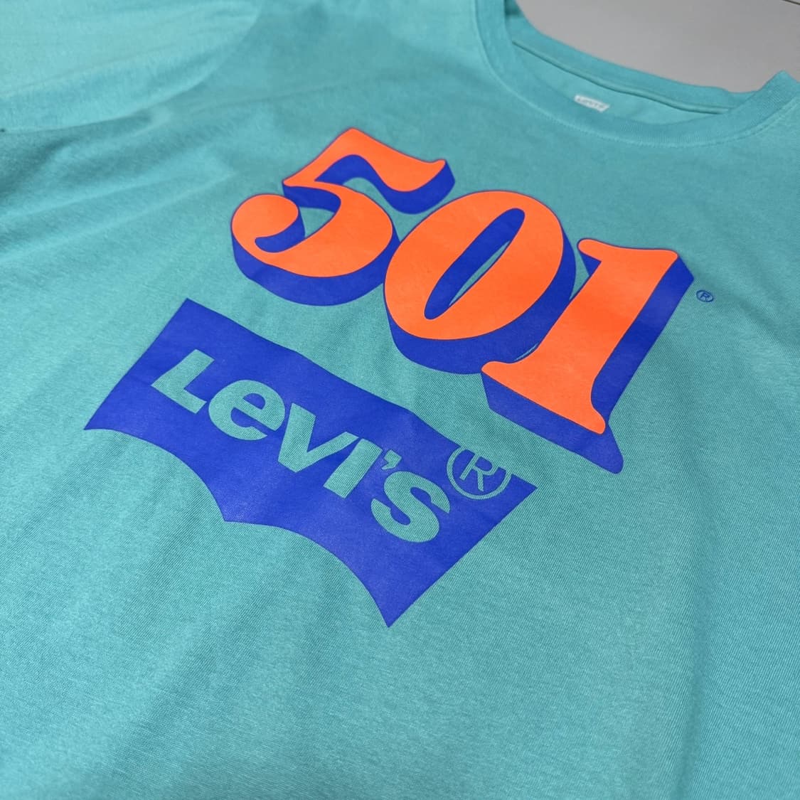 리바이스(Levi's) 민트컬러 501 심볼로고 프린트 코튼 반팔 상품이미지4