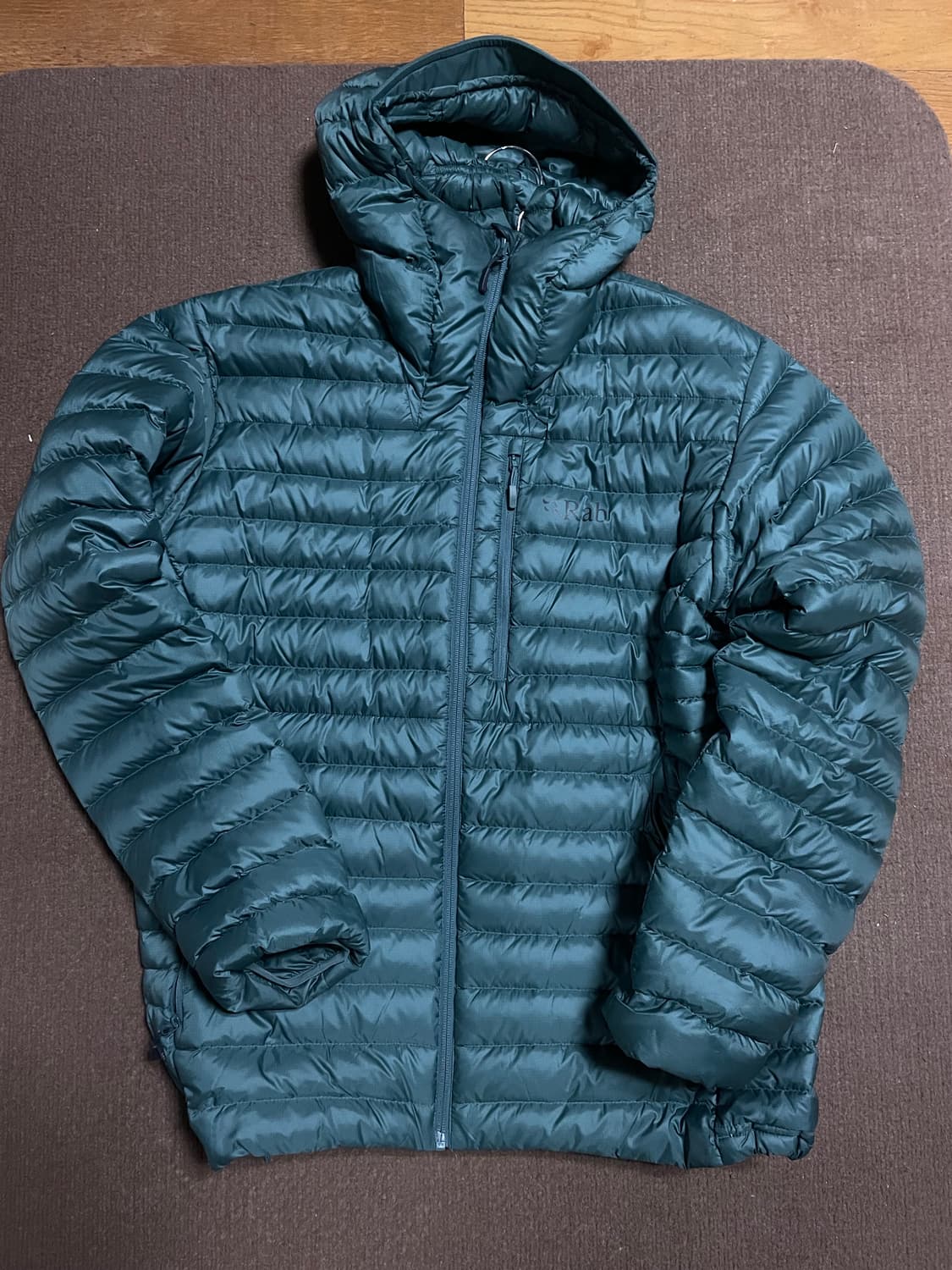 rab 마이크로라이트 알파인 sage 상품이미지1