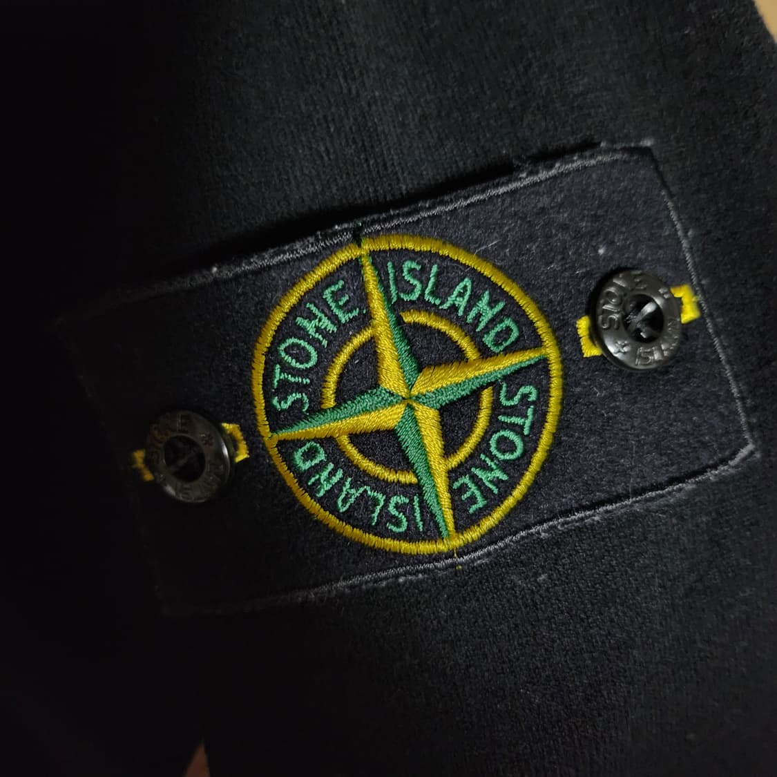 [백화점판]20FW 스톤아일랜드 니트 L 블랙 상품이미지3