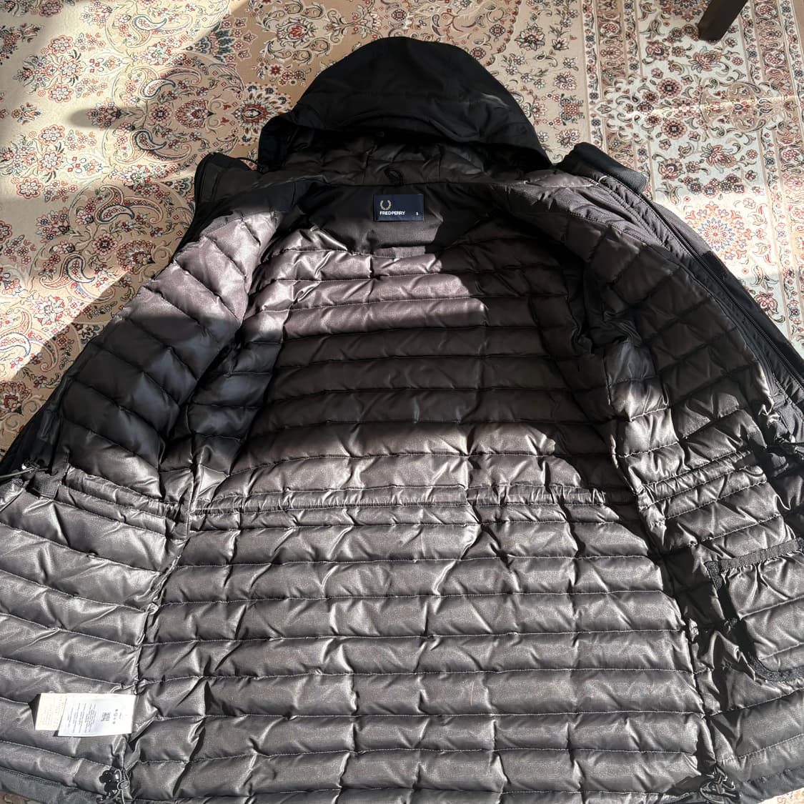 프레드페리 블랙 후드 패딩 점퍼 S 상품이미지5