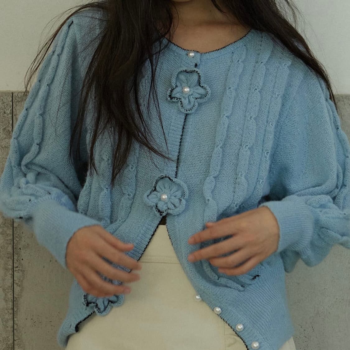 호쿠스포쿠스 Hand Flower Alpaca Knit Cardigan 상품이미지4