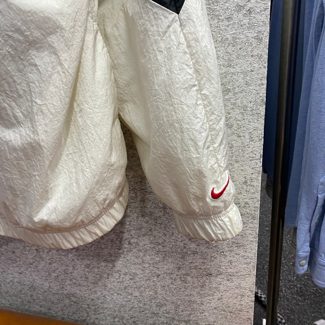 나이키 빅스우시 우븐 윈드브레이커 화이트블랙자켓  B4530 상품이미지5