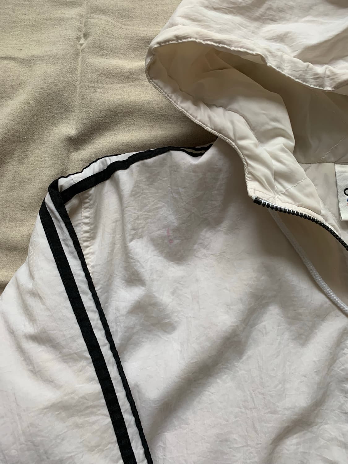 아디다스 90년대 해외판 올드스쿨 화이트 누빔 헤비 후드 자켓 상품이미지9