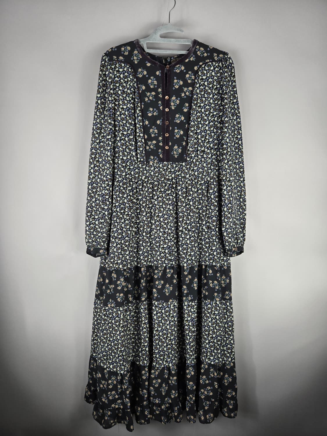 [무료배송]써스데이아일랜드 M 기모 안감 플라워 쉬폰 롱 원피스 상품이미지1