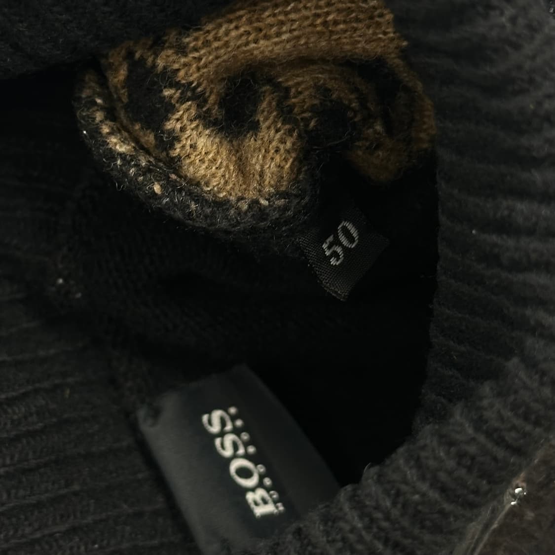 휴고보스 버진울 터틀넥 니트 상품이미지8