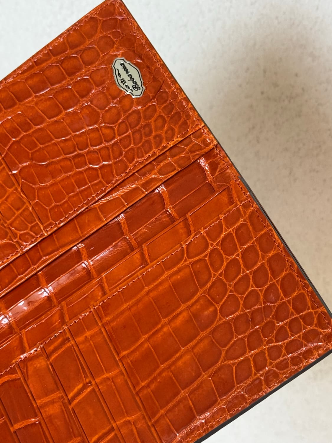 바바로사 투톤 악어가죽 장지갑 상품이미지5