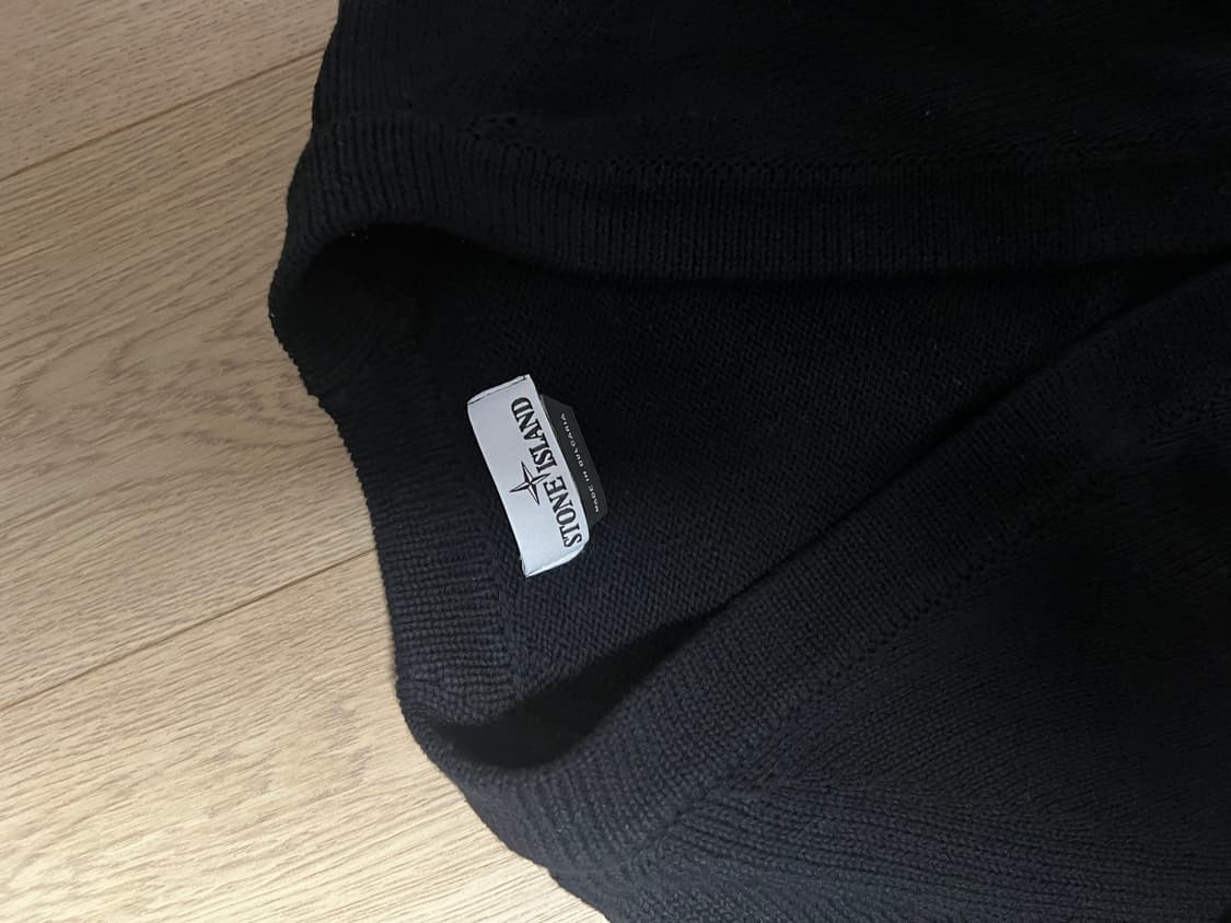 새상품) Stone Island 스톤아일랜드 블랙 가디건 L 상품이미지2