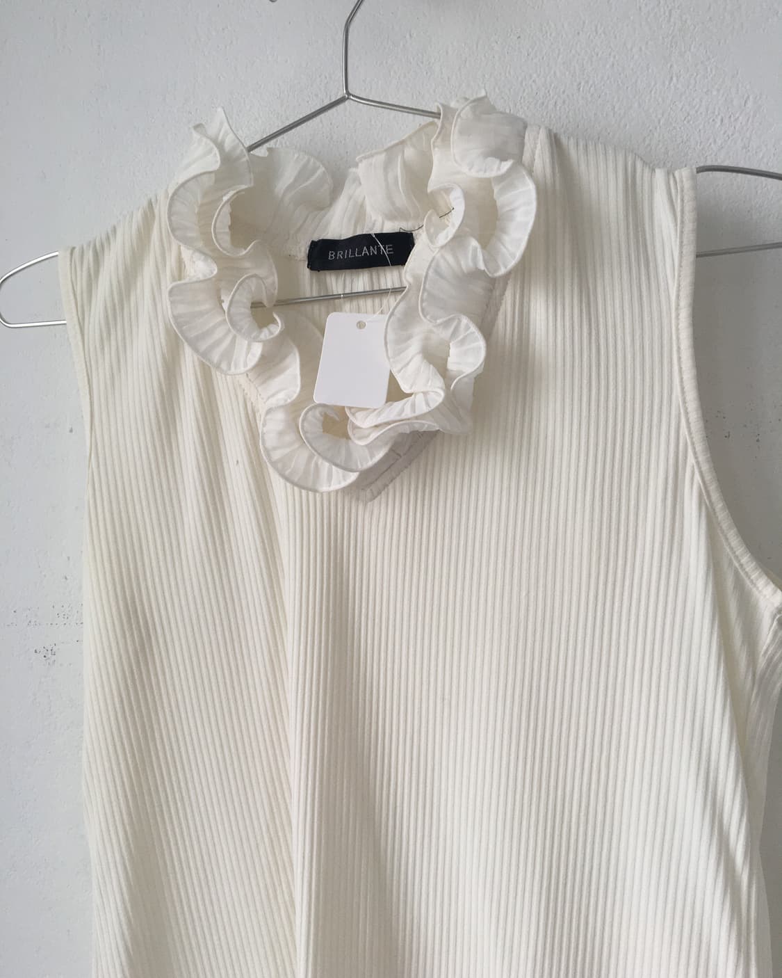 Ruffle point sleeveless 상품이미지4