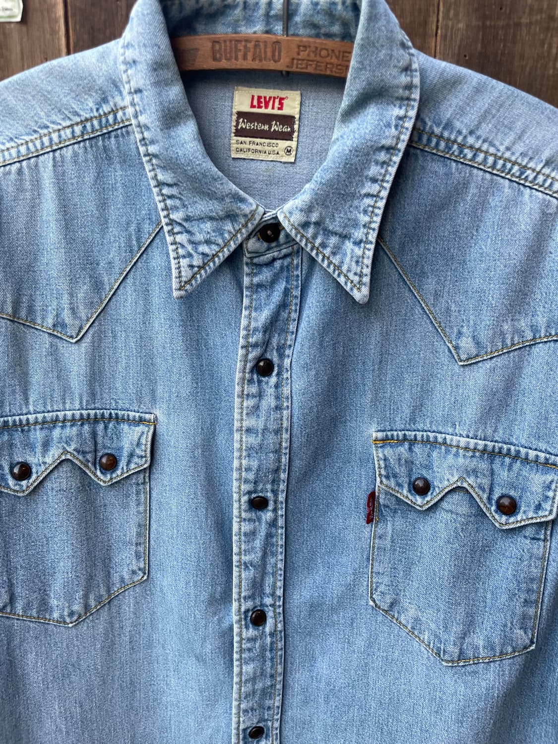 Vintage Levi’s Western Wear Denim Shirt 상품이미지3
