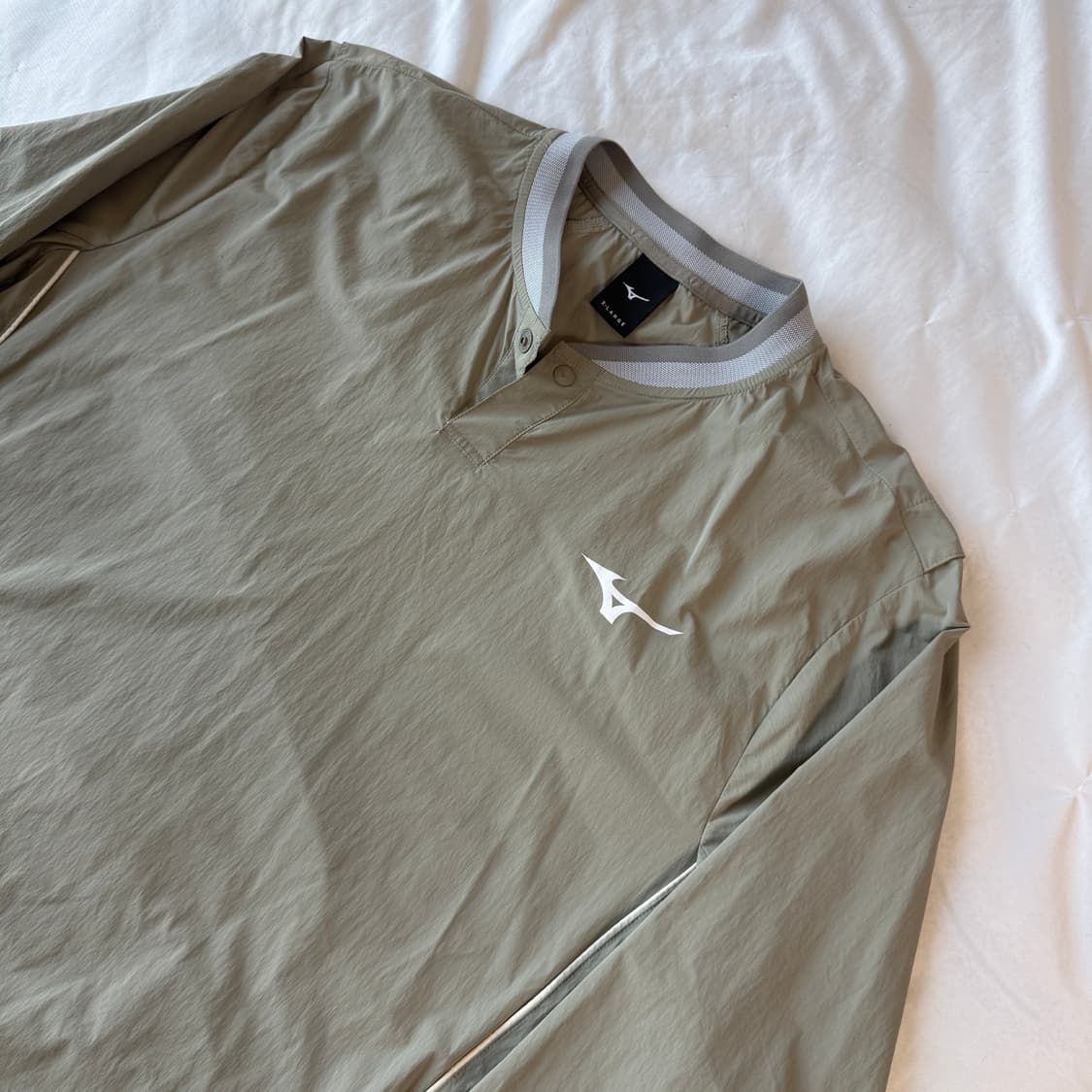 미즈노 풀오버 웜업탑 XL 상품이미지4