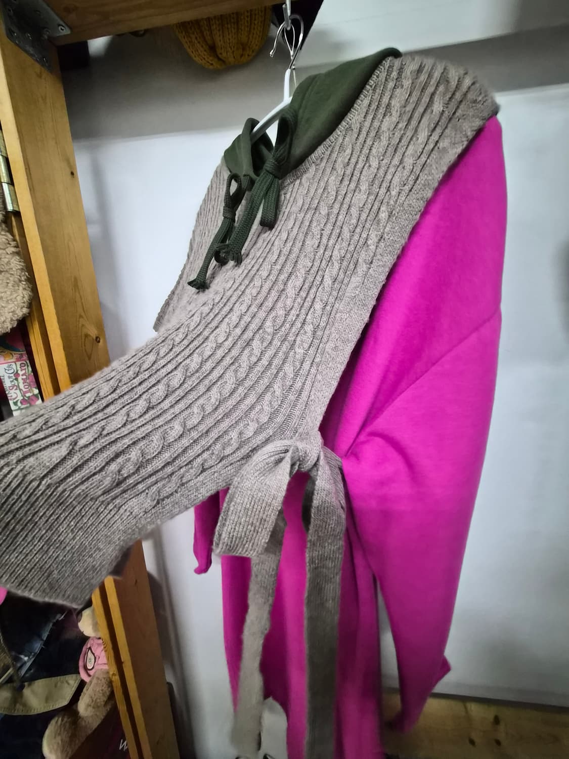 기모 후드 원피스. 마크제이콥스 언발 니트베스트 상품이미지8