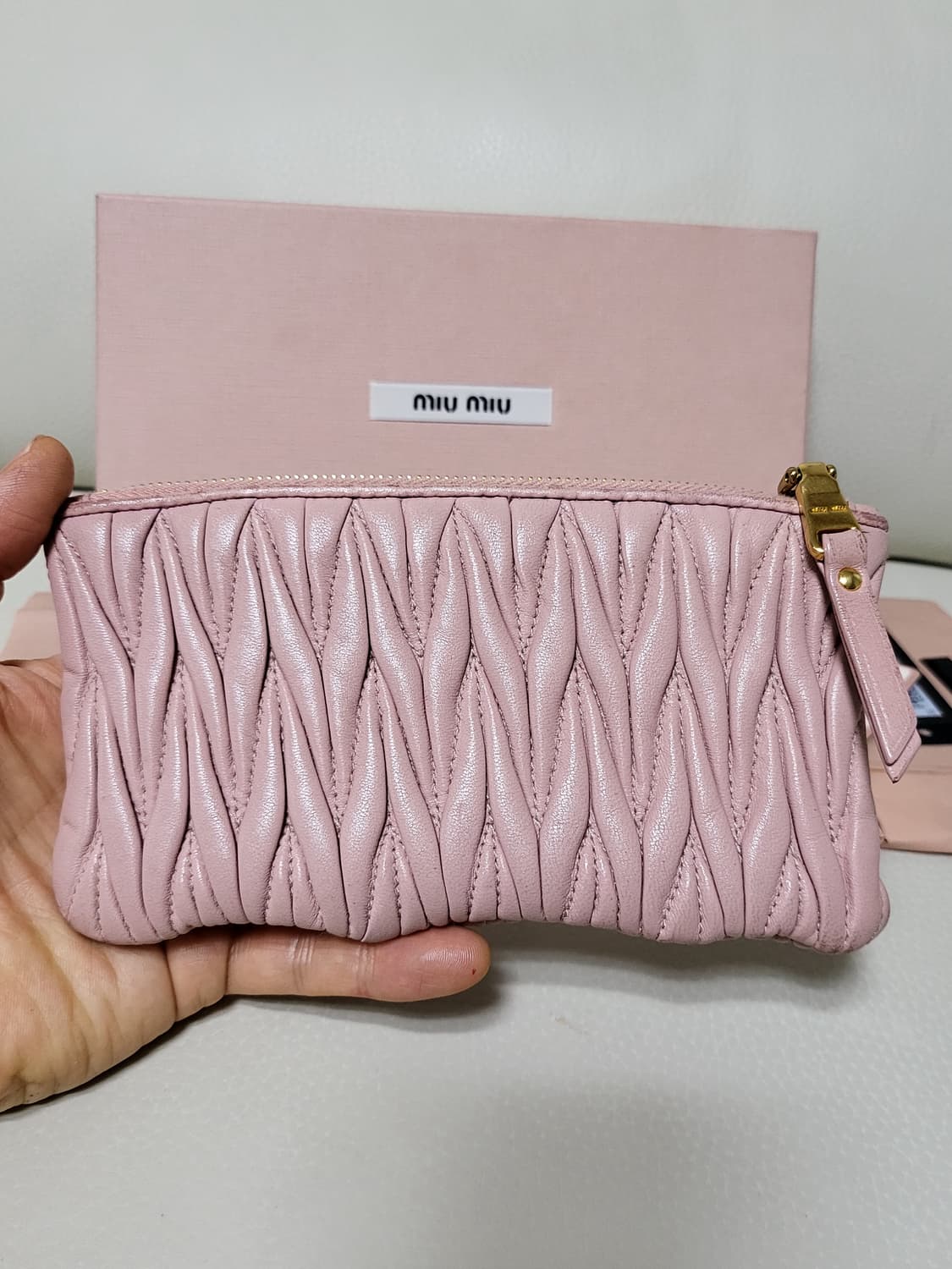 미우미우 파우치지갑 정품 상품이미지3