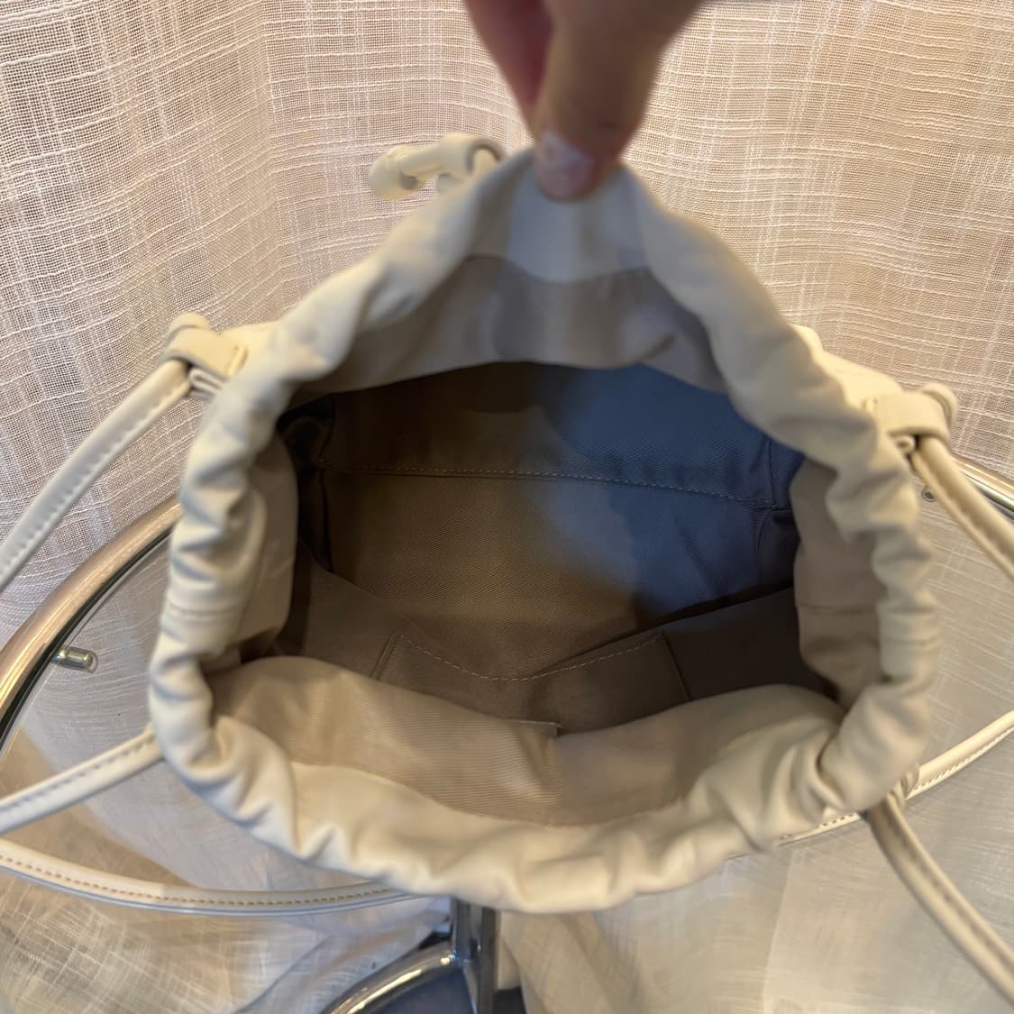 정품 호제 소가죽 버킷 크로스백     상품이미지8