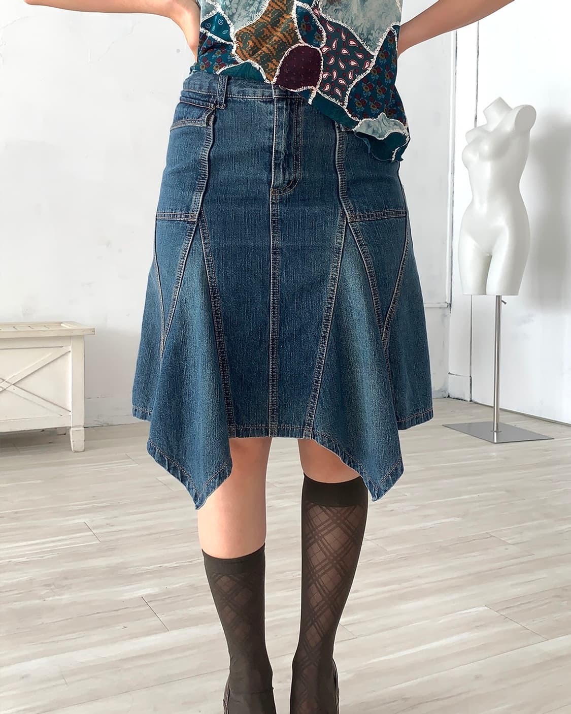 Pocket Detail Flared Denim Midi Skirt 상품이미지2