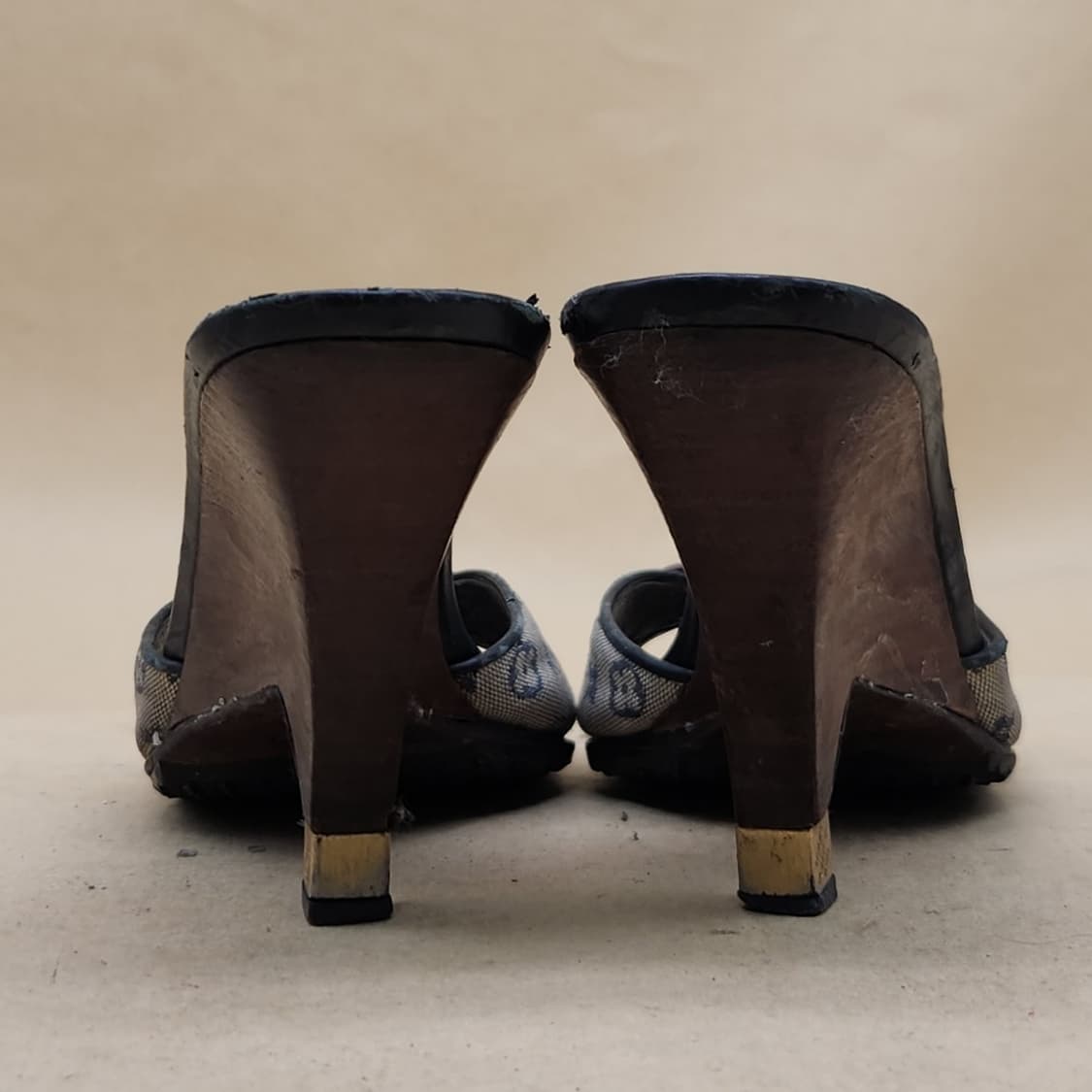 루이비통 모노그램 미니린 뮬 샌들 36.5 235 굽9 상품이미지4