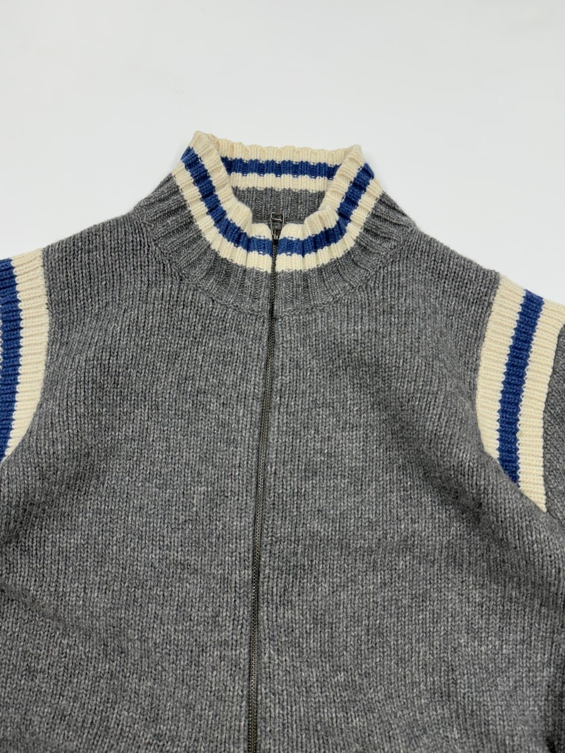 JV 바시티 투포켓 니트집업 상품이미지3