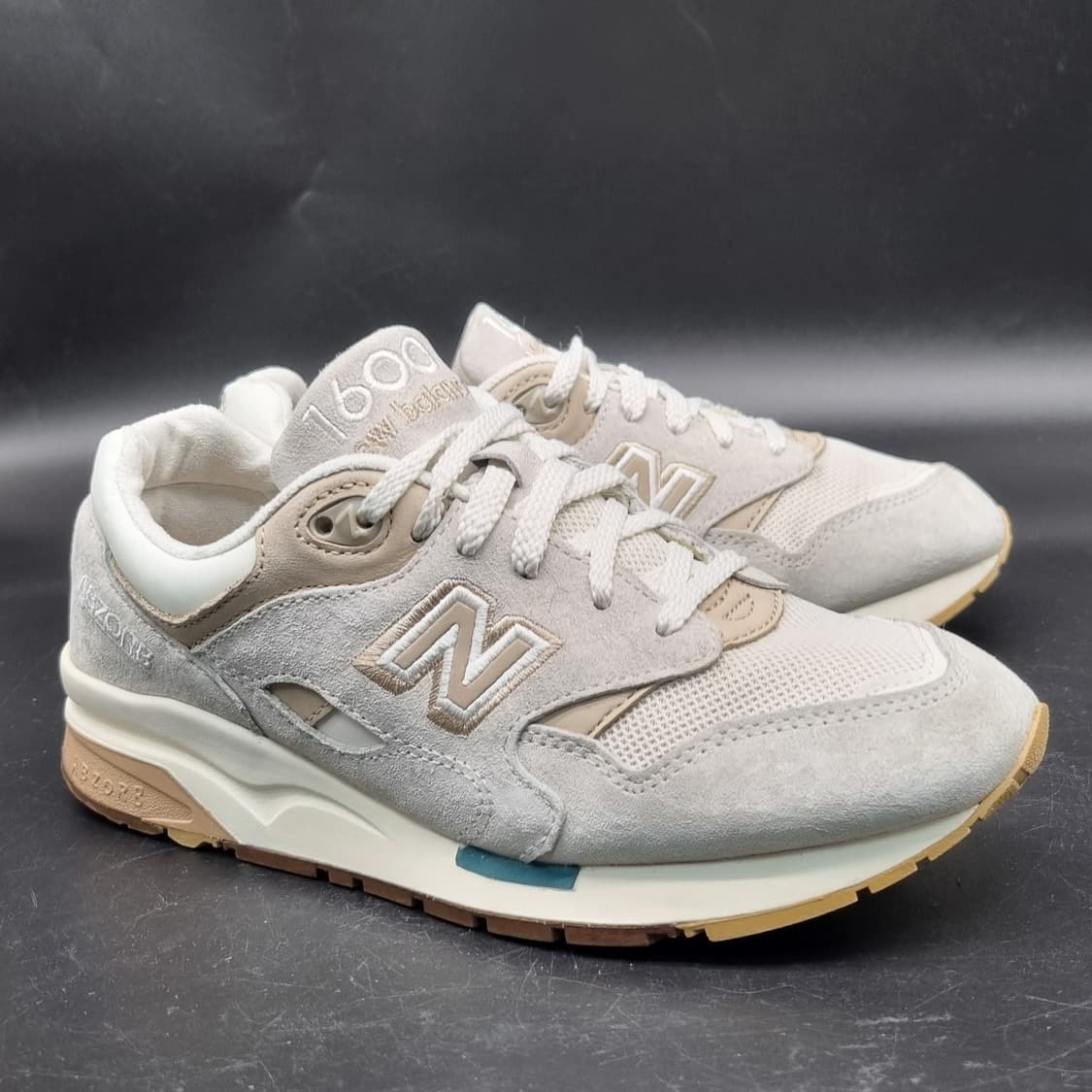 뉴발란스 cm1600 운동화245 상품이미지1