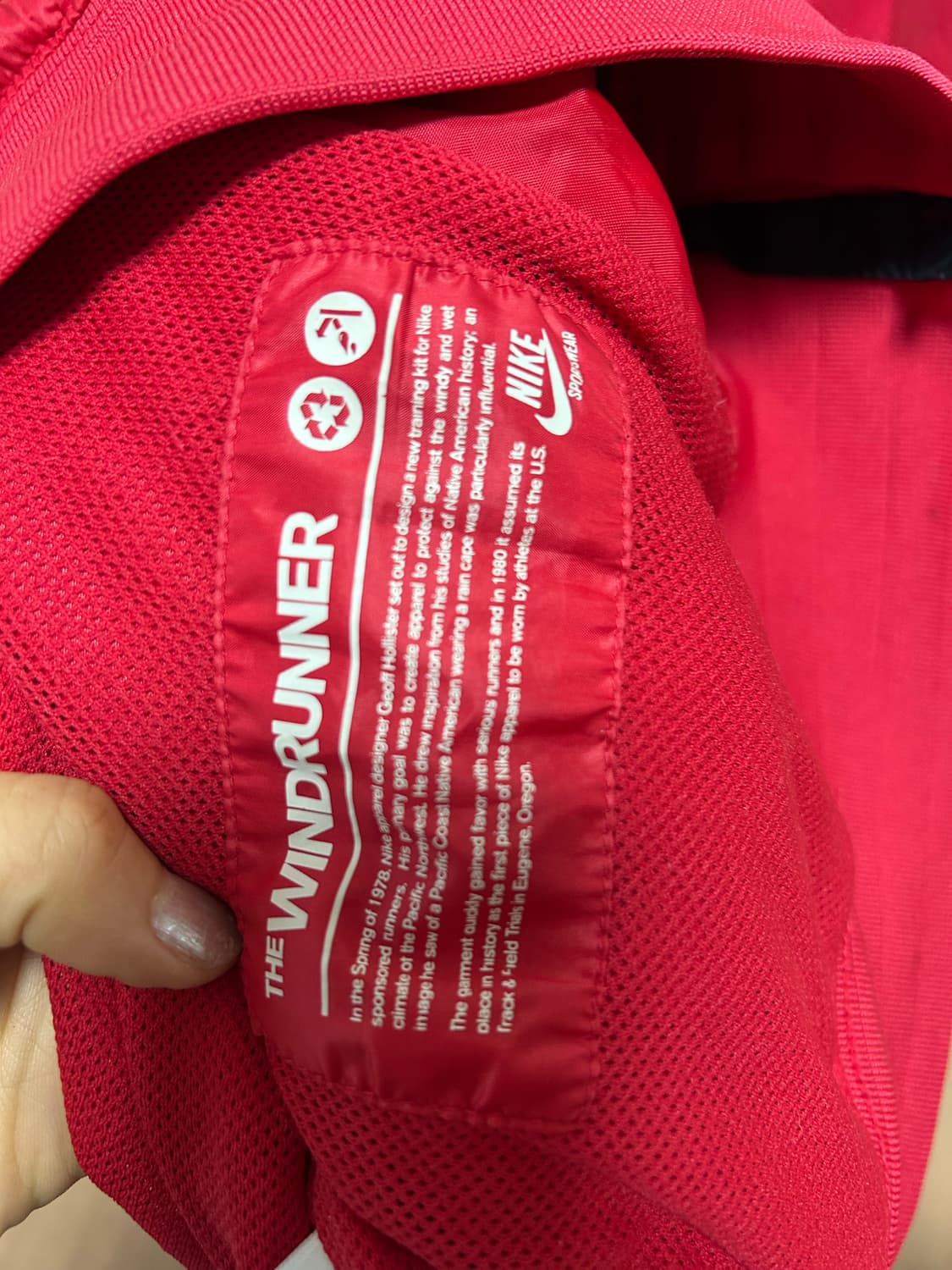 나이키 바람막이 자켓 블랙/레드 L 상품이미지3