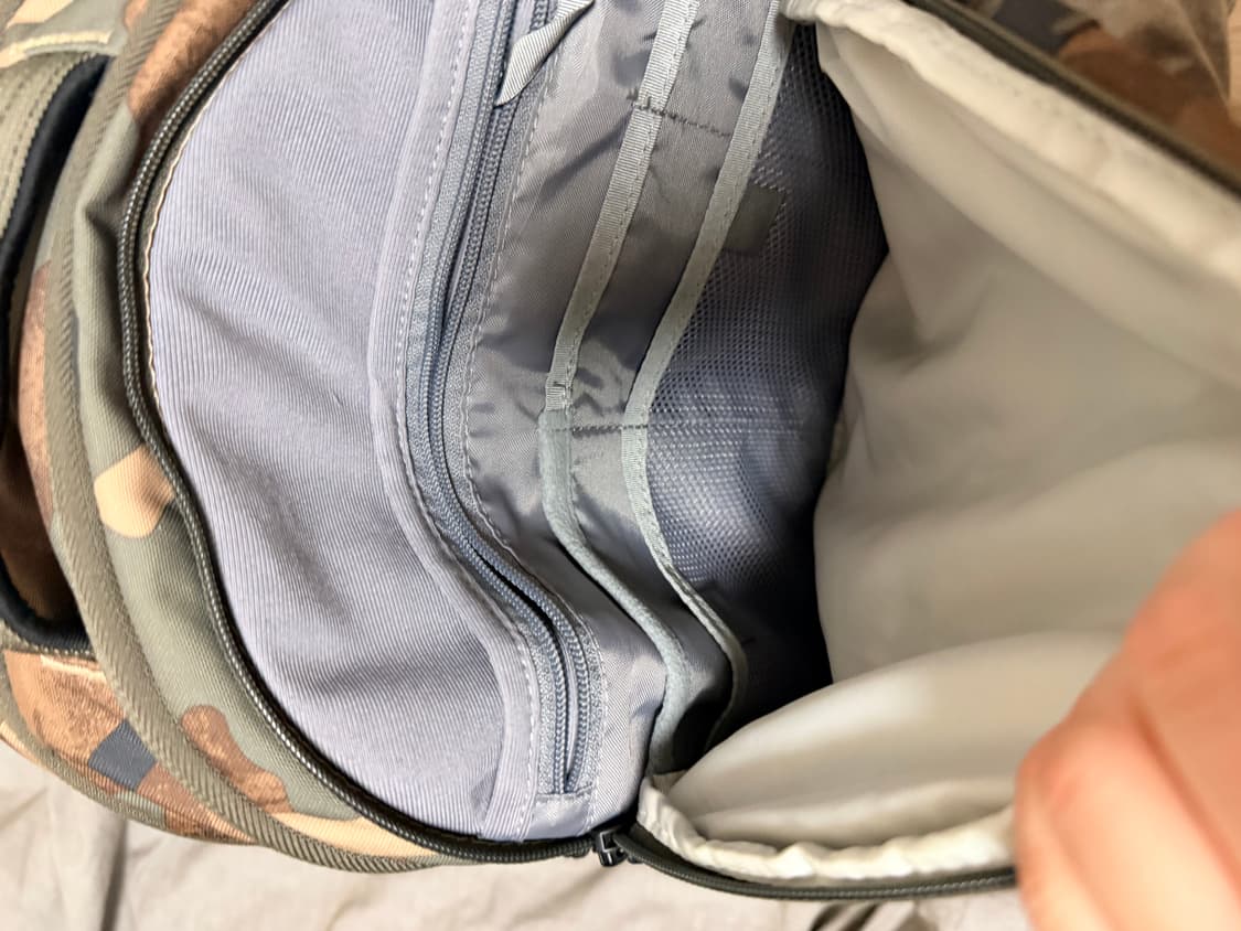 노스페이스  보레알레스 카모 백팩 상품이미지4