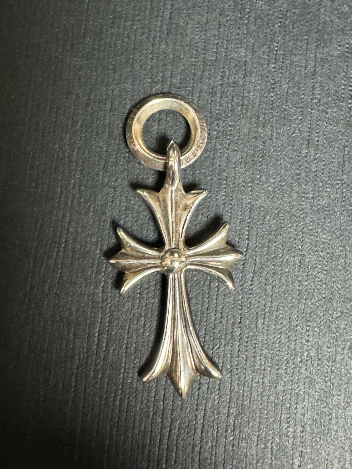 크롬하츠 타이니 크로스 참 1p 다이아 상품이미지4