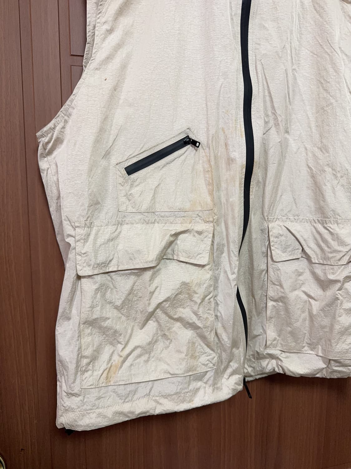 빈티지 서브컬쳐 디미트리블랙 나일론 바람막이 메탈 후드 베스트 조끼 상품이미지2