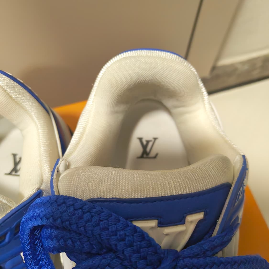 루이비통 맥시 트레이너 10 상품이미지5