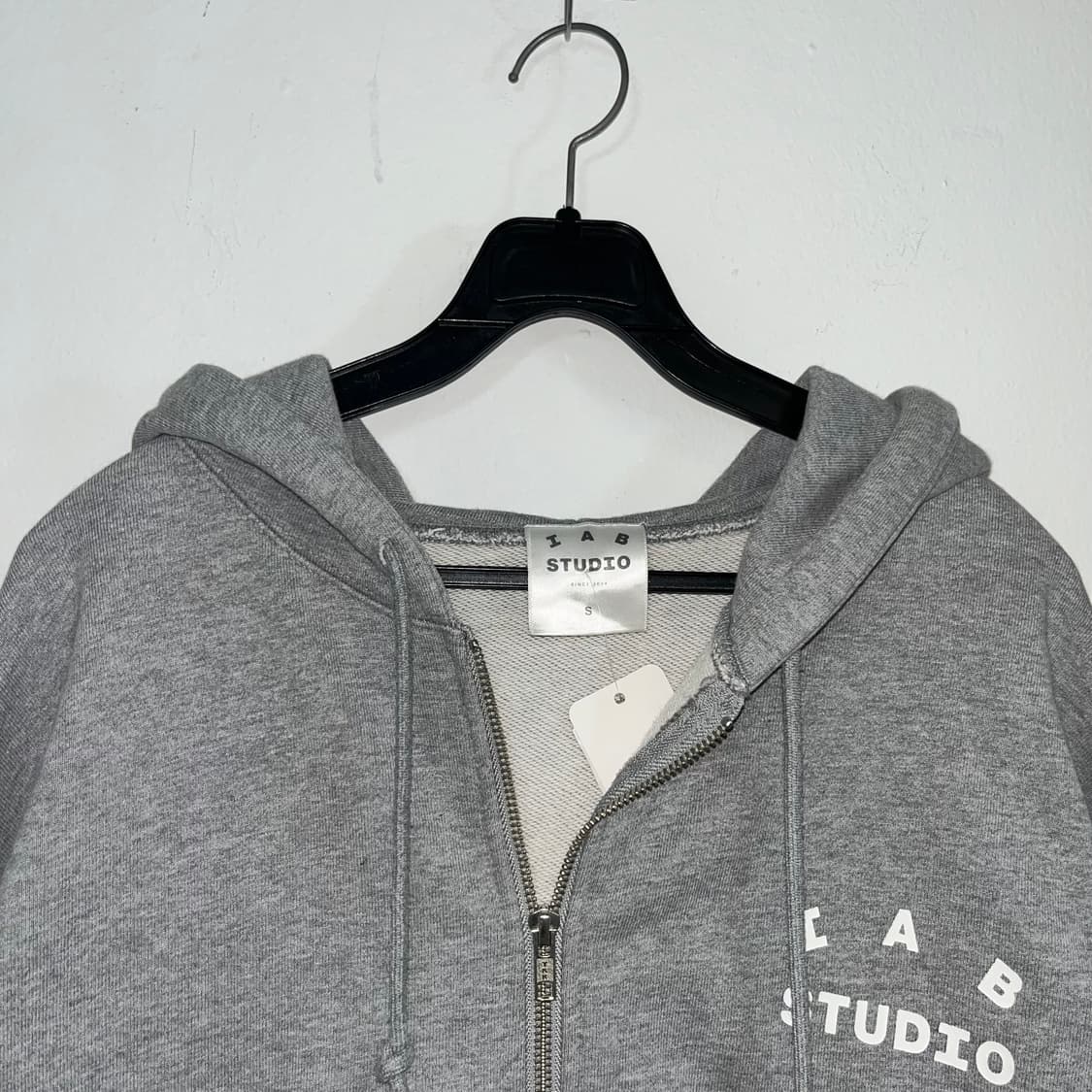 IAB Studio grey hood zip-up 상품이미지6
