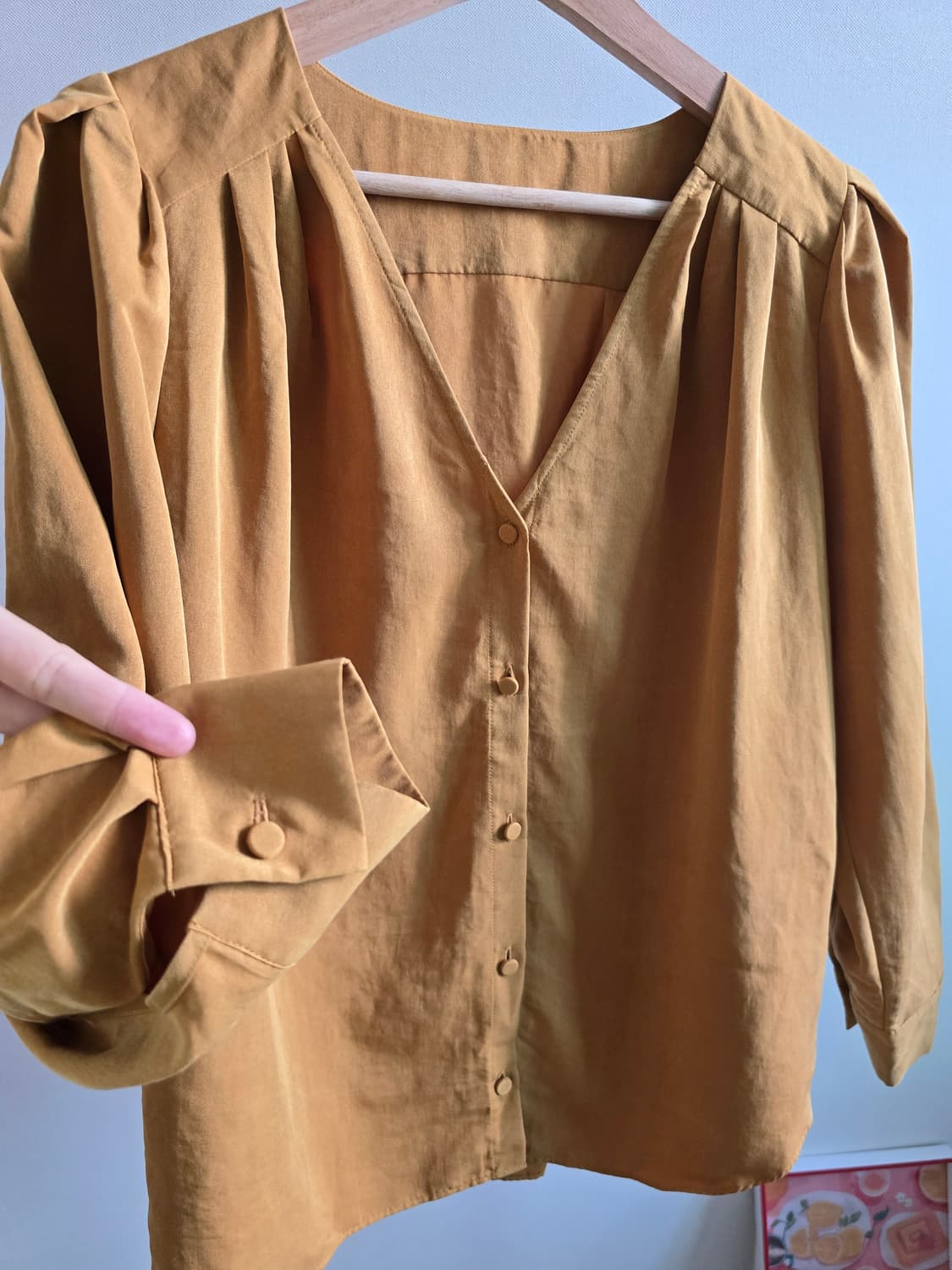 Spick & Span Mustard V-neck ButtonBlouse 상품이미지7