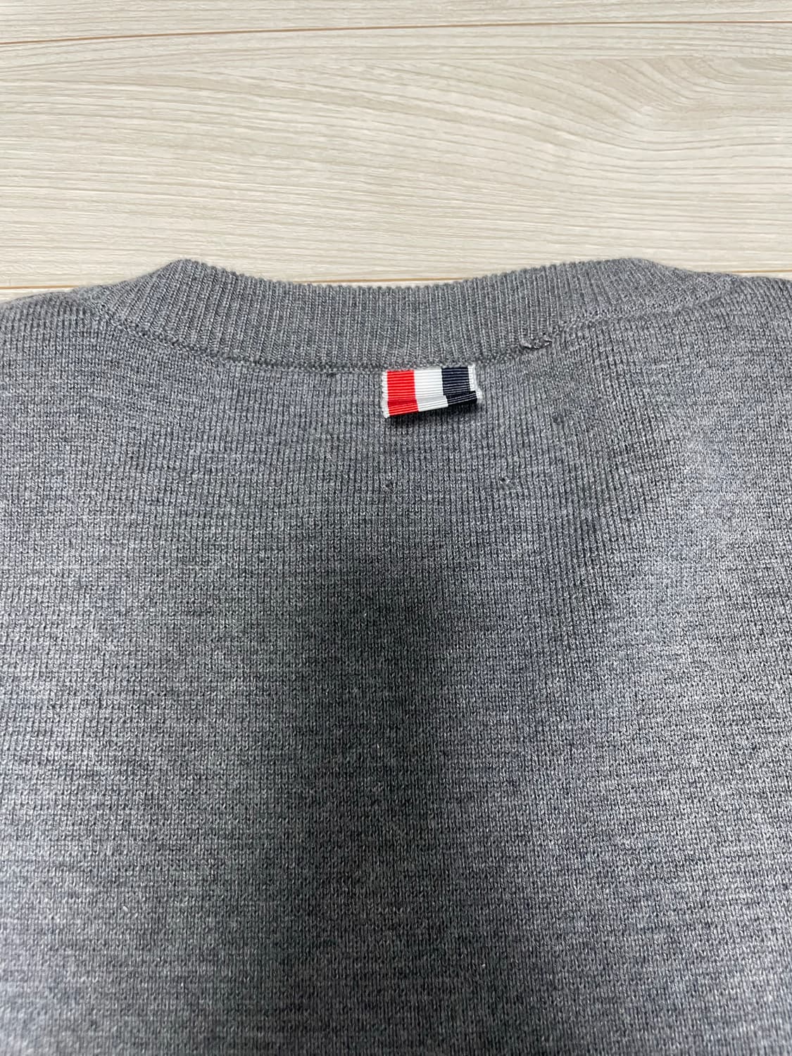 톰브라운 밀라노 스티치 니트 그레이(4사이즈) 상품이미지4