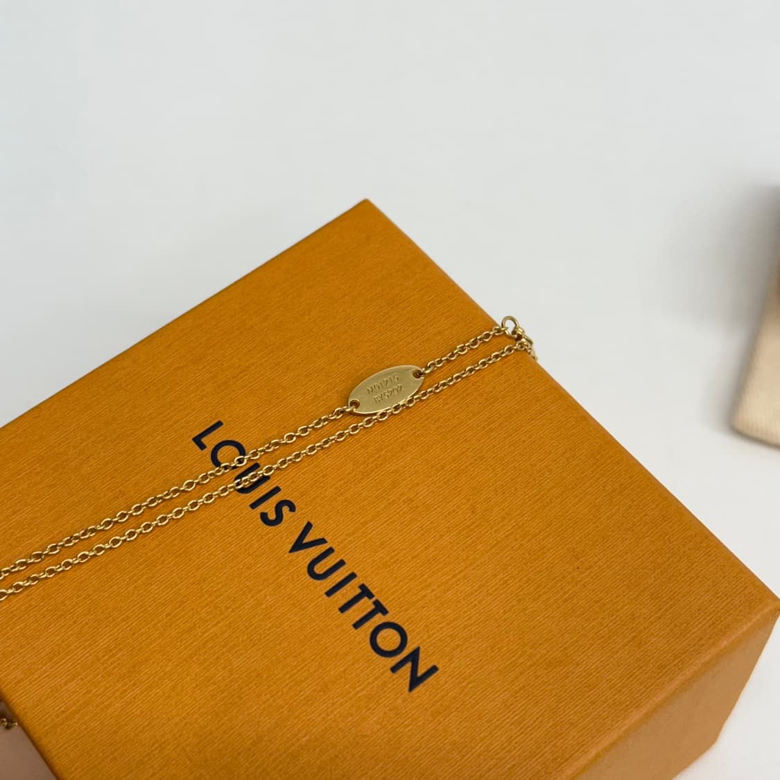 [1회 착용] 루이비통 에나멜 목걸이 상품이미지6