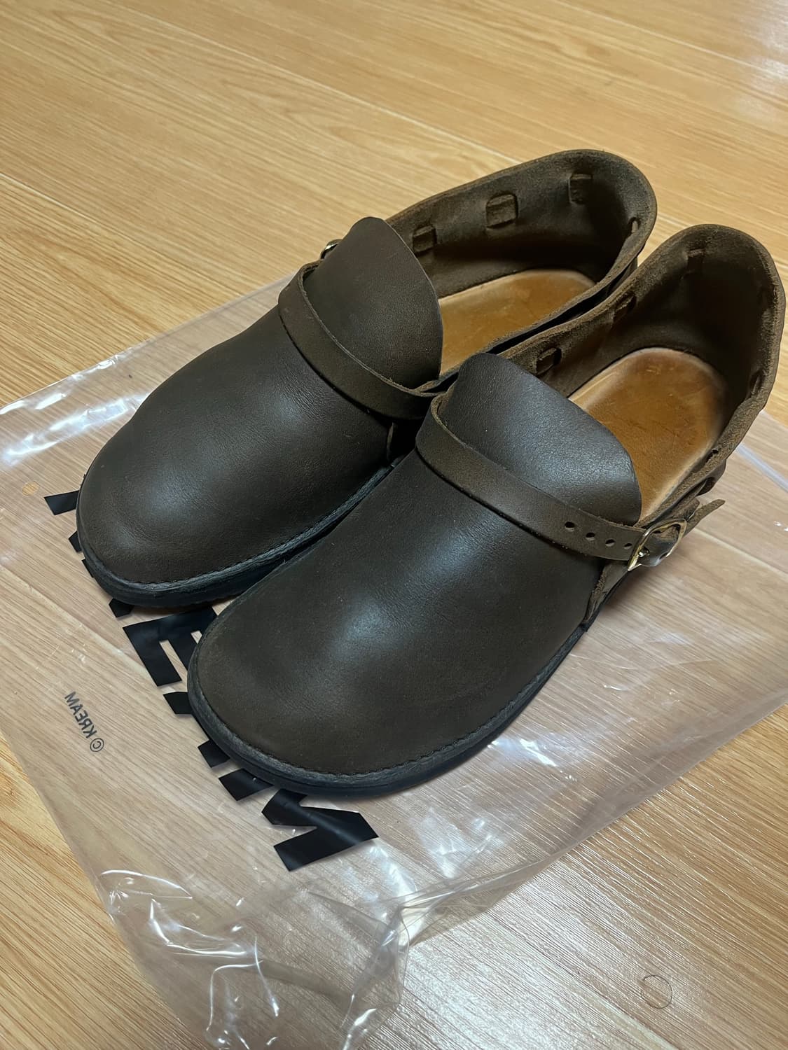 오로라슈즈 모스브라운 7C (250) 상품이미지1