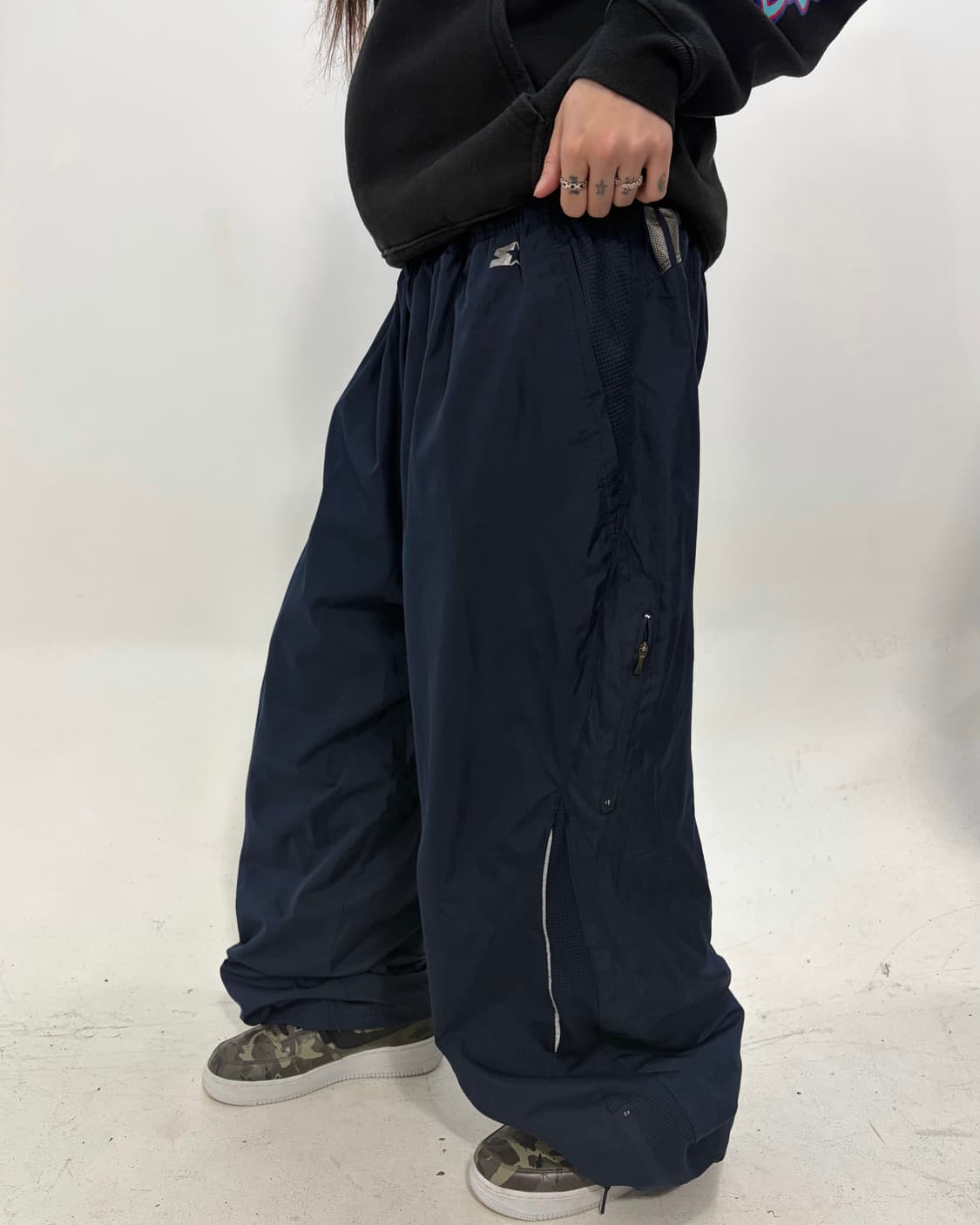90s STARTER 네이비 나일론 올드스쿨 트랙팬츠 상품이미지3