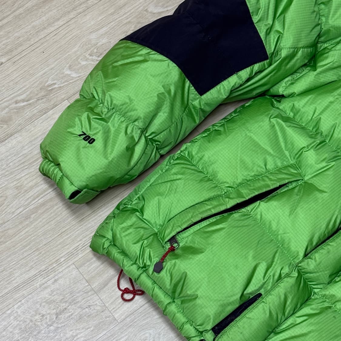 노스페이스 패딩 써밋 700필 (고프코어) 상품이미지3