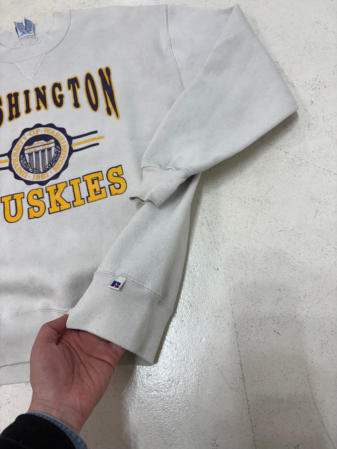 90's vtg Russell USA Sweatshirt. 상품이미지4