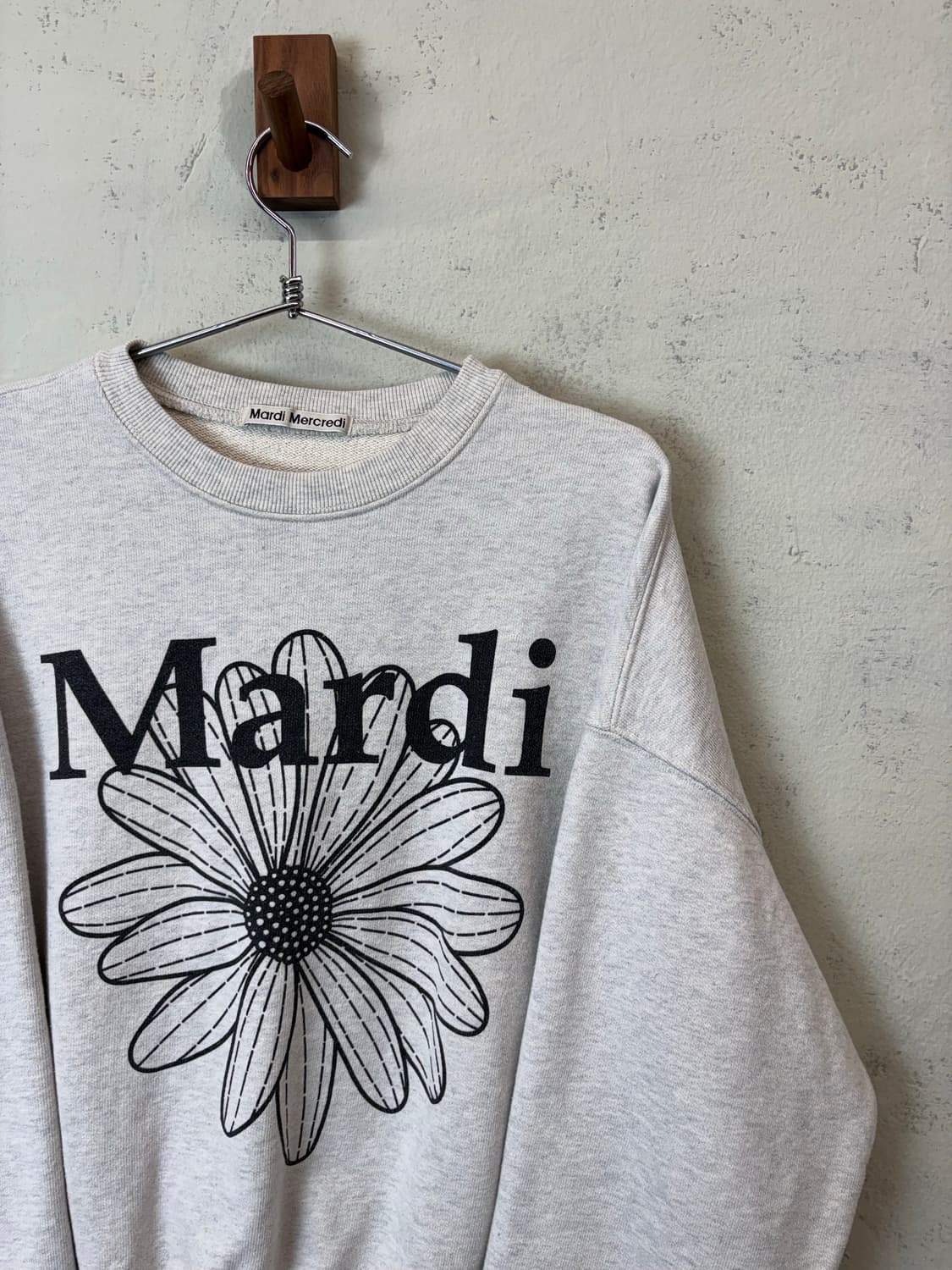 마르디메크르디 플라워 맨투맨 상품이미지2